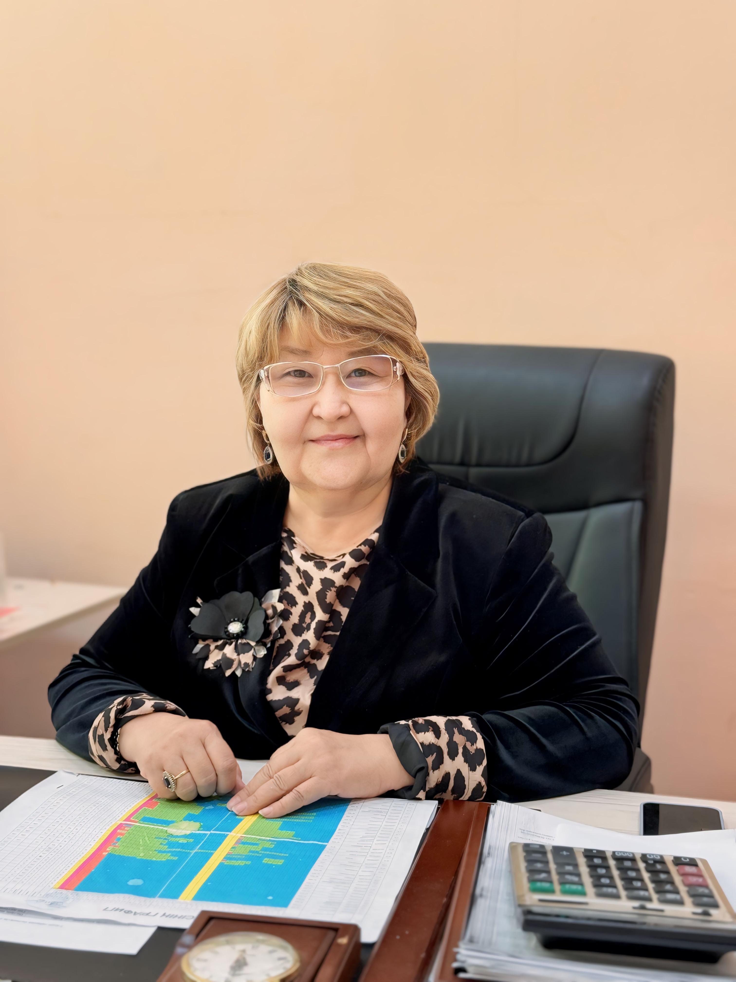 Изтлеуова Узипа Назировна-директордың оқу жұмыстары жөніндегі орынбасары Image